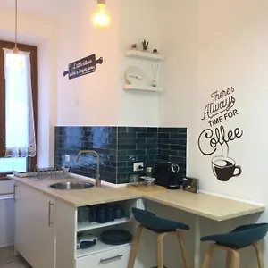 Domusumma , Roma Itália