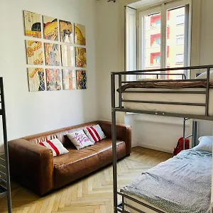 Ostello Real, Milano